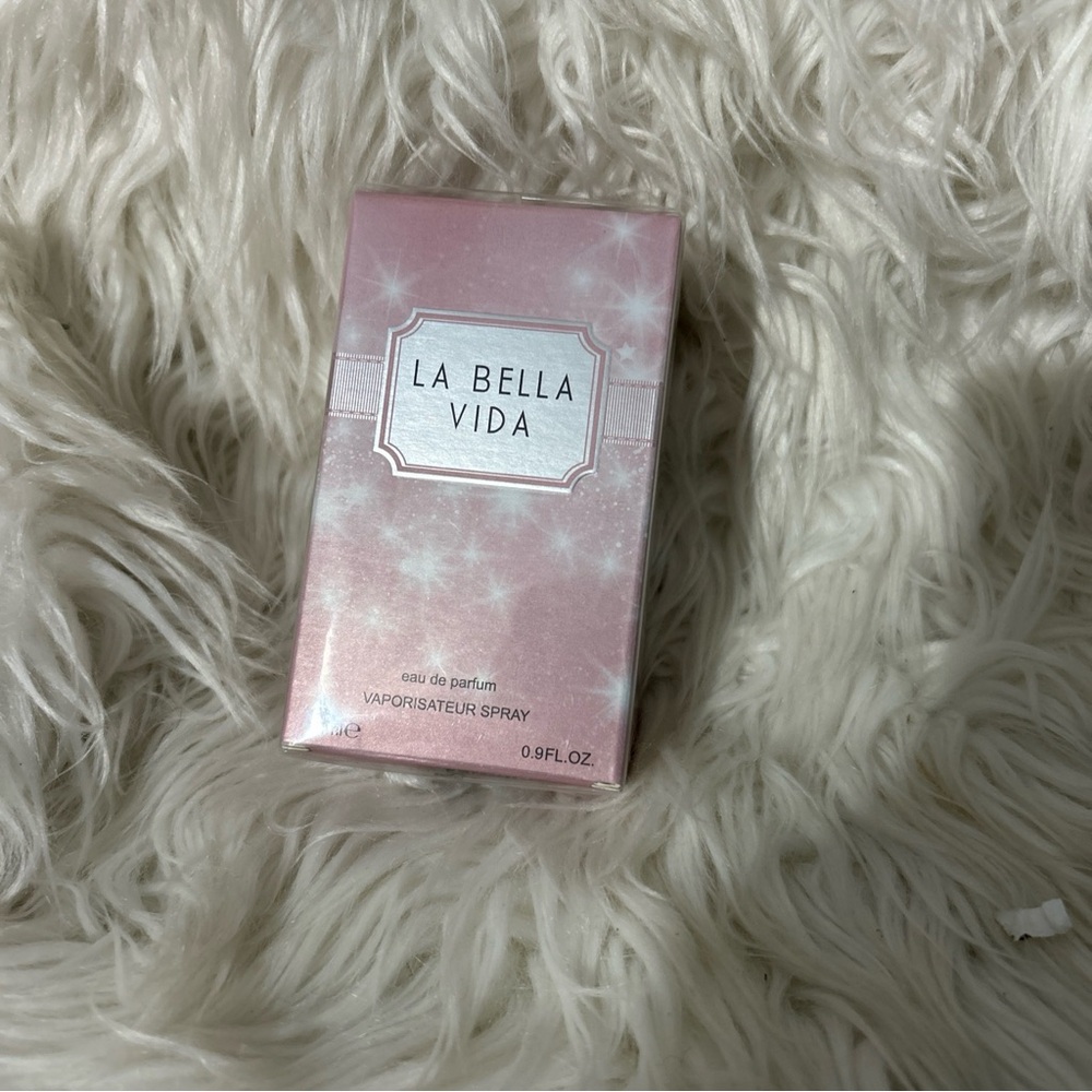 New MG LA BELLA VIDA eau parfum vaporisateur spray 25 ml 0.9 fl oz
